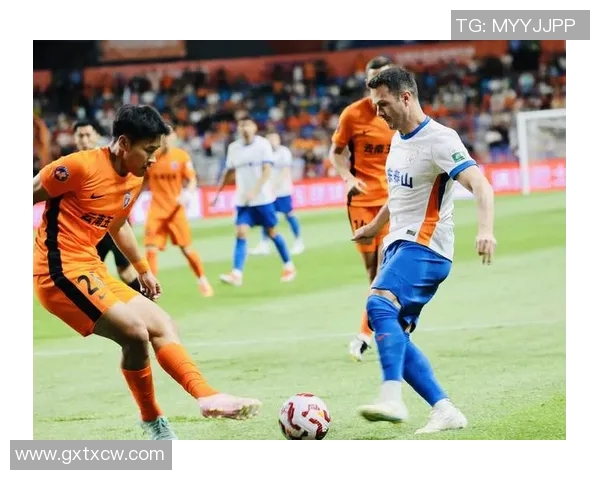 贾德松挺身而出助力山东泰山逆转局势展现团队精神与个人魅力