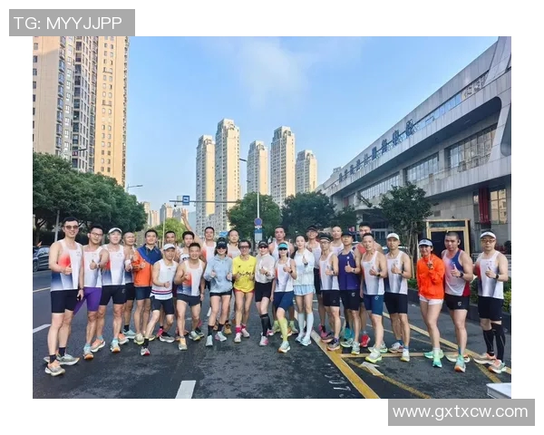 谢鹏飞精彩突破传中助力球队逆转局势展现个人风采与团队协作精神