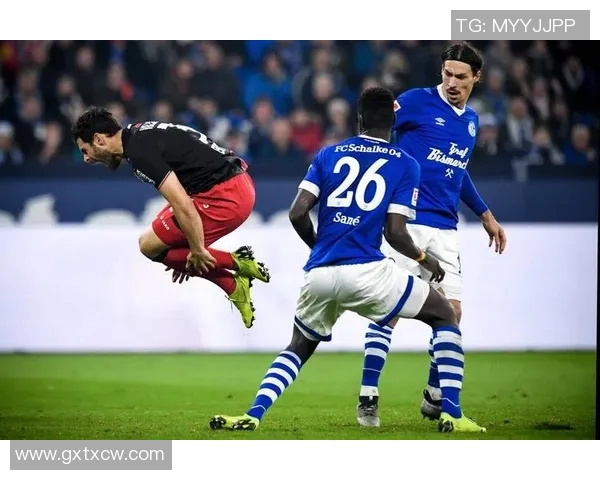 柏林赫塔客场大胜，保持不败战绩继续领跑德甲联赛